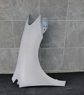 Polo 6 right front fender