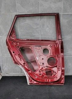 Kia sonet left rear door