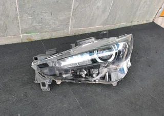 Mazda cx5 left front headlamp