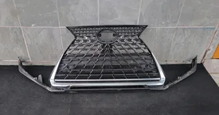 Lexus ux250 main grille