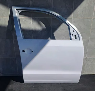 Vw amarok right front door
