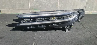 Toyota urban cruiser left upper headlamp