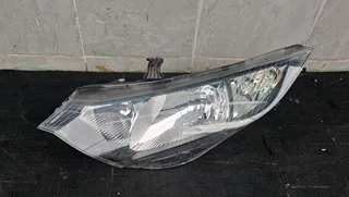 Honda civic left front headlamp