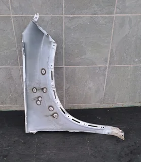 Omoda c5 left front door