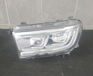 Gwm p series left headlamp