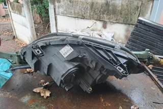 Mercedes benz b-class w246 right headlamp