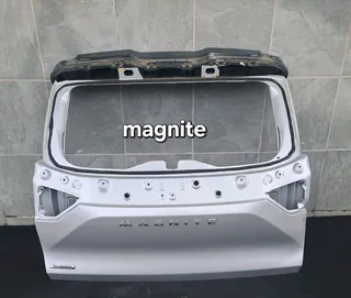 Nissan magnite tailgate