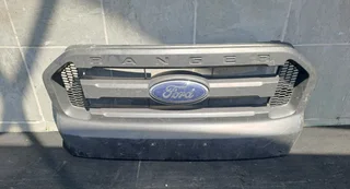 Ford ranger t7 main grille