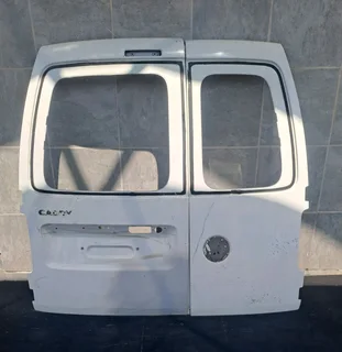 Vw caddy tailgate doors
