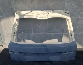 Range rover vogue tailgate