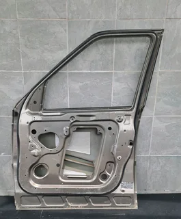 Range rover sport right front door