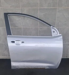 Hyundai grand i10 right front door