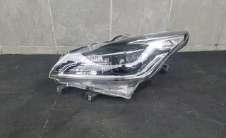 Toyota starlet left headlamp