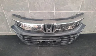 Honda hrv main grille