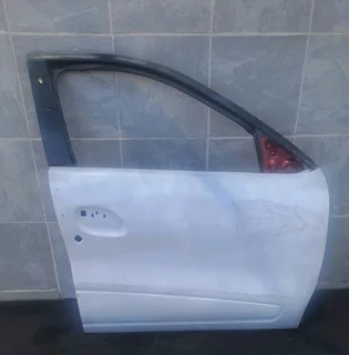 Renault kwid right front door