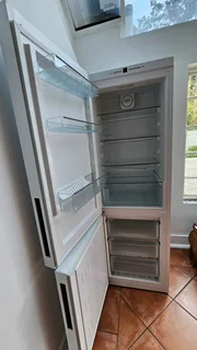 Miele fridge R12 000