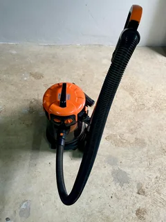 Bennett Read Hydro 15 Wet &amp; Dry Vacuum Cleaner