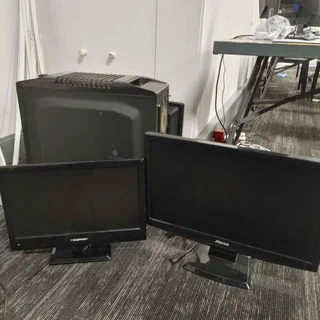 Pc and Monitors (Core i7)