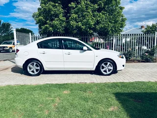 2004 Mazda 3 Sedan