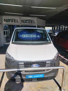 Ford Transit Custom Panel Van includes Warranty and service plan