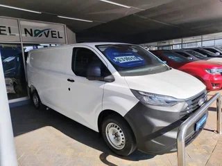 Ford Transit Custom Panel Van includes Warranty and service plan