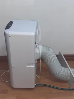 Russell hobbs portable aircon R2799