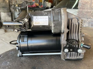OEM Mercedes Benz - Landrover  recon AMC air suspension pump