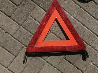 Triangle emergency Merc