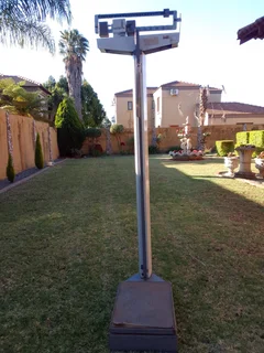 VINTAGE PHYSICIAN DETECTO MEDIC SCALE FOR SALE