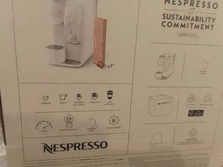 BRAND NEW NESPRESSO COFFEE MACHINE FOR SALE