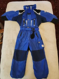 Kids ski suit