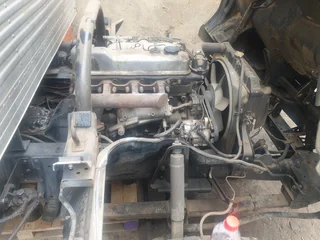 Mitsubishi Canter Box/ closed body