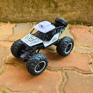 Climbing RC Off Road Car With Camera