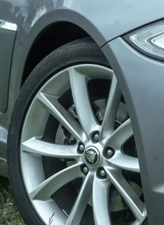 2013 Jaguar XF Sedan