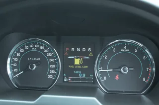 2013 Jaguar XF Sedan