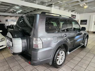 MITSUBISHI PAJERO 3.2DID GLS 172000KM