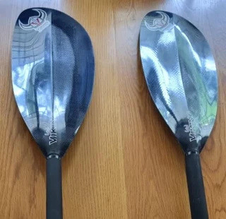 Paddles for kayak, canoe, paddleski or waveski, double end blades Carbon Fiber construction