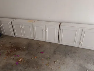 Secondhand Kitchen cabinets