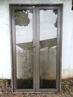 Aluminum doors and windows