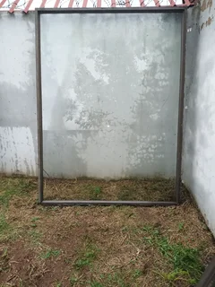 Aluminum doors and windows