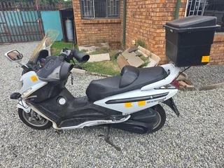 2012 SYM GTS EVO 300i