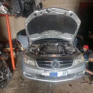 Mercedes-benz C-class W204 Preface Stripping For Parts