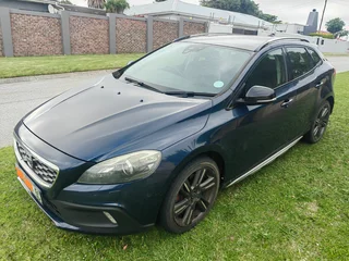 2015 Volvo V40 Hatchback
