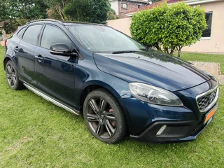 2015 Volvo V40 Hatchback