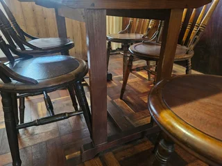 5 X Thonet Style Dinning Room Chairs