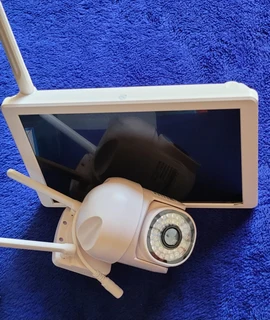 4 CH PROFESSIONAL SECURITY WIFI KIT WITH BUILT IN DVR IN BUILT IN SCREEN