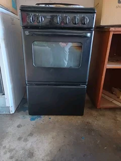 Defy 4 plate stove and oven