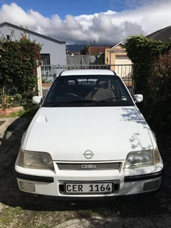 1991 Opel Monza GSi Sedan