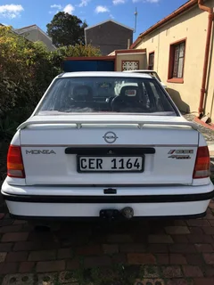 1991 Opel Monza GSi Sedan