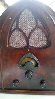 Vintage 1930&#39;s Radio